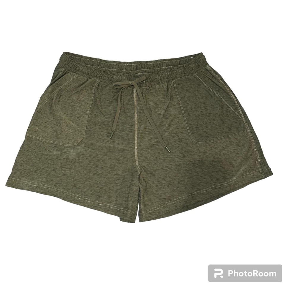 Old Navy size XL women’s hunter green Active shorts w/pockets